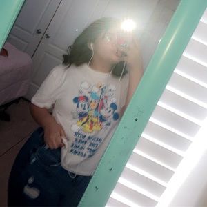 Meet your Posher, Monica